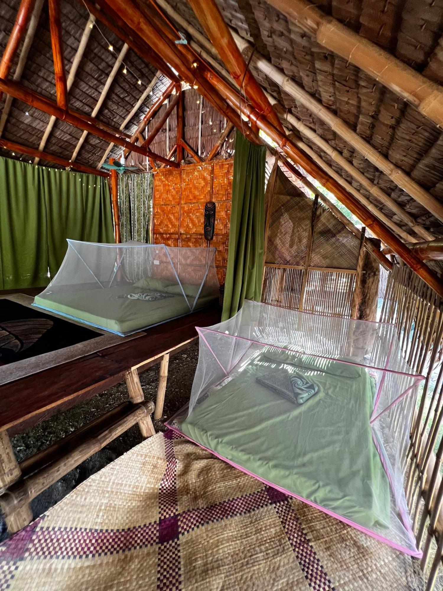 Tribal Huts Community Hostel Daanbantayan Luaran gambar